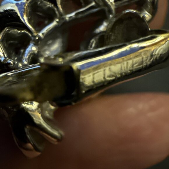 Vintage Lisner Clear Rhinestone Earrings Clip On Baguette Cocktail signed - Picture 3 of 14